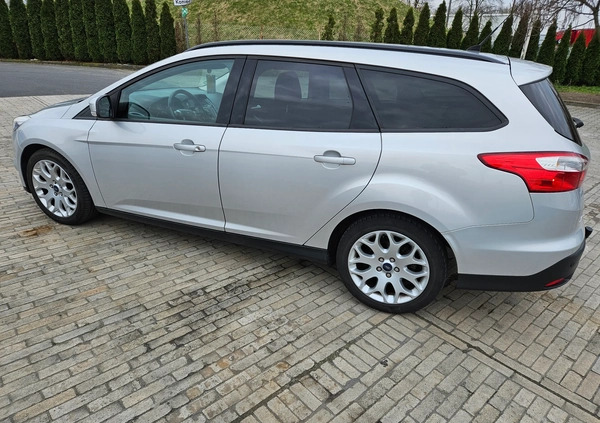 Ford Focus cena 28880 przebieg: 178050, rok produkcji 2014 z Wolsztyn małe 326
